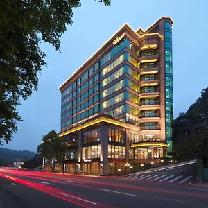 Yusense Hotel